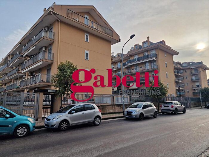 Appartamento quadrilocale in vendita in Via Patturelli, San Nicola La Strada