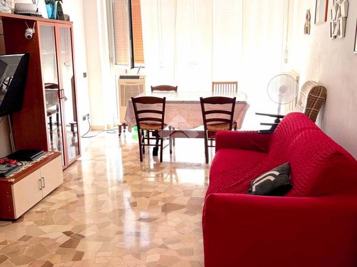 Appartamento trilocale in vendita in Corso italia, Centro, Caronno Pertusella