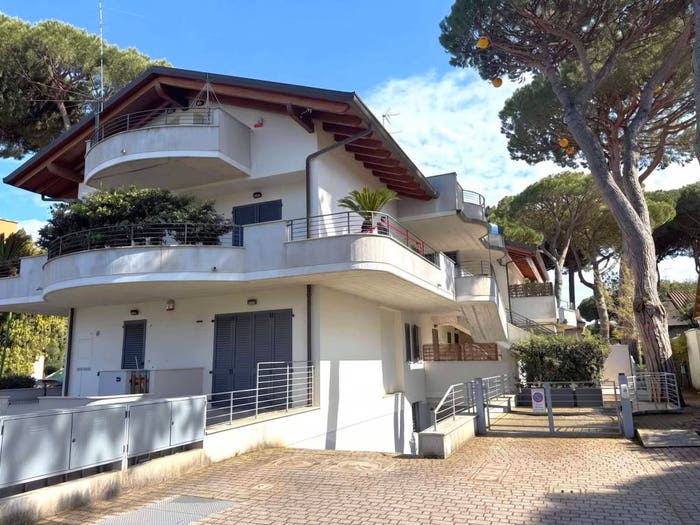 Appartamento trilocale in vendita in Viale Palermo, Centro, Cervia