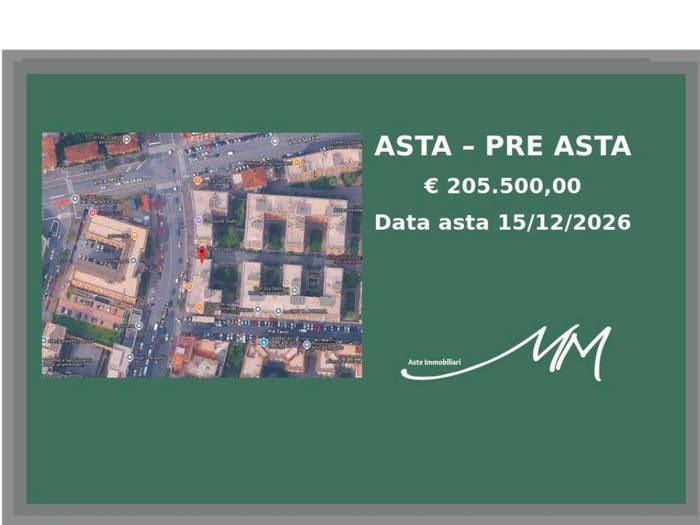 Appartamento trilocale in vendita in Via Monza, San Giovanni, Roma