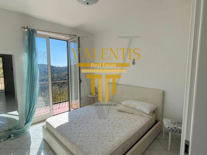 Casa con 6 locali in vendita in Contrada Campanaro, Itri