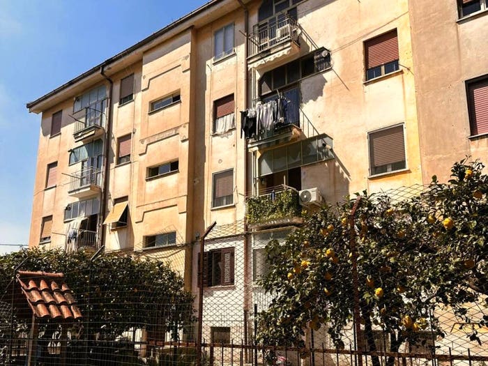 Appartamento quadrilocale in vendita in Via Giordano Bruno, Centro, Maddaloni