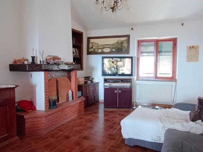 Appartamento quadrilocale in vendita in Luni