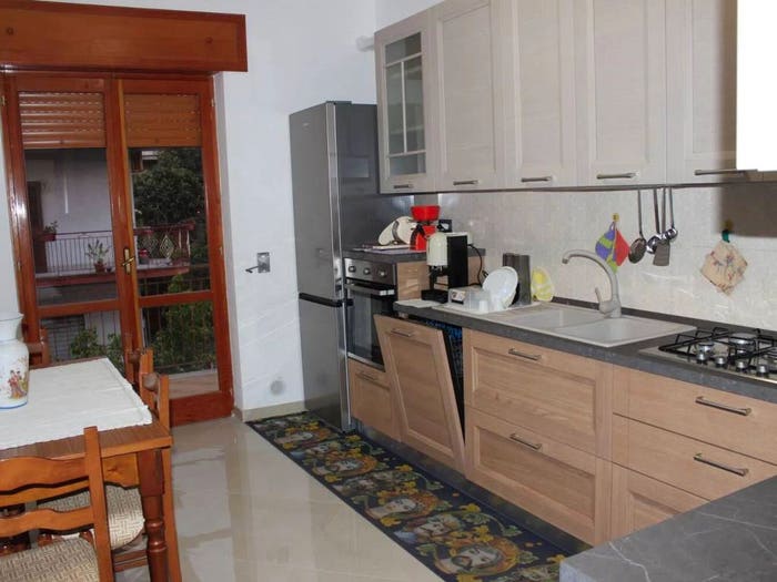 Appartamento con 5 locali in vendita in Via Martiri Di Via Fani, Rocca Di Capri Leone, Capri Leone