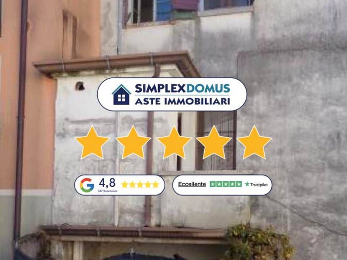Appartamento quadrilocale in vendita in Via Giuseppe Garibaldi, Centro, Valdobbiadene