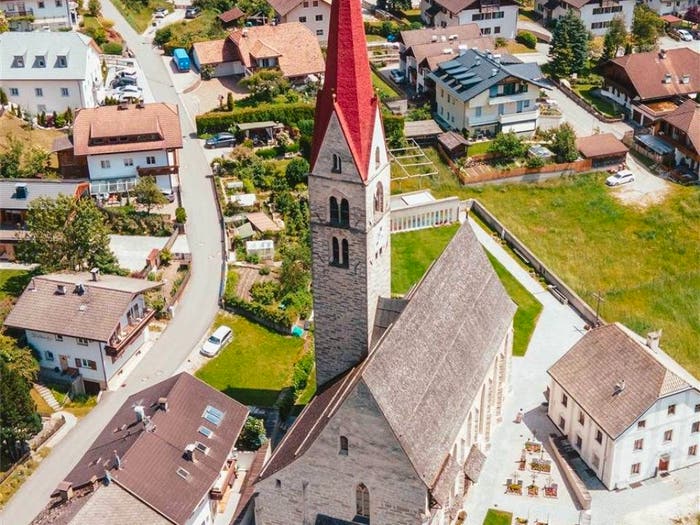 Appartamento con 5 locali in vendita in via Peuren, San Sigismondo, Chienes