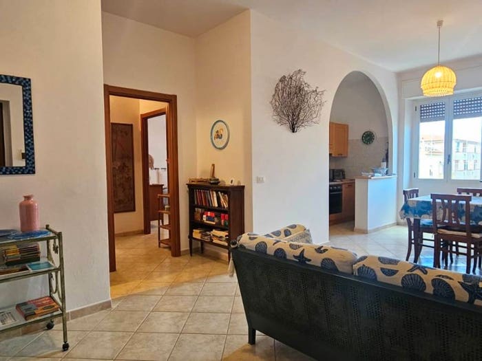 Appartamento trilocale in vendita in Via Asfodelo, Pivarada, Alghero