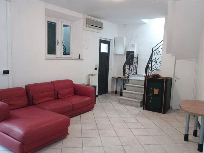 Casa trilocale in vendita in Calzabigi, Livorno