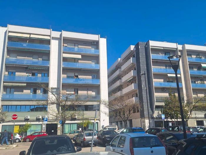 Appartamento trilocale in vendita in Viale Giovanni Bovio, Viale Bovio Piazza Duca degli Abruzzi, Pescara