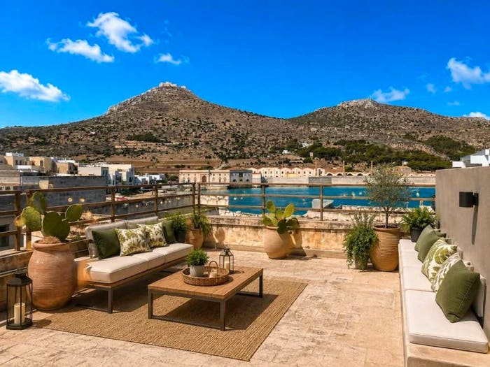 Casa bilocale in vendita in Via Gioacchino Murat, Centro, Favignana