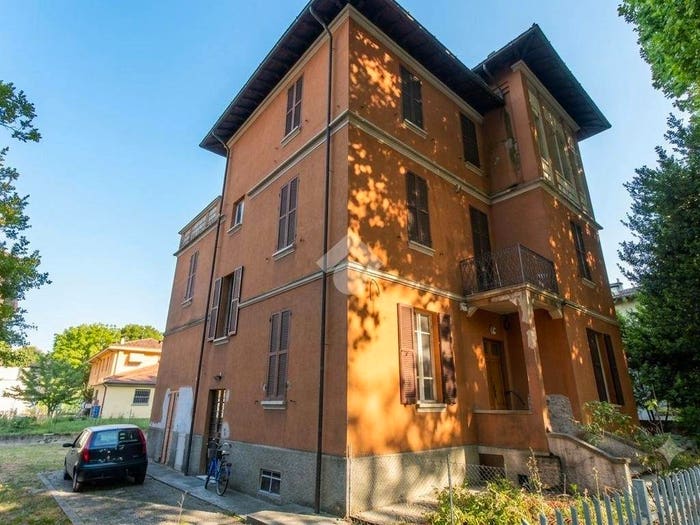 Appartamento trilocale in vendita in Via roma, Centro, Langhirano