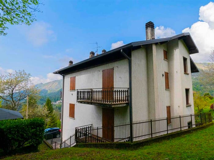 Appartamento monolocale in vendita in Via Don Antonio Locatelli, Costa Serina