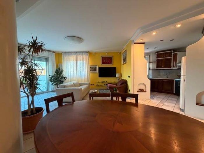 Casa quadrilocale in vendita in Gros Le Befane, Rimini