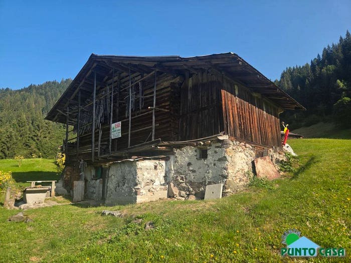 Casa quadrilocale in vendita in Località Refavaie, Canal San Bovo