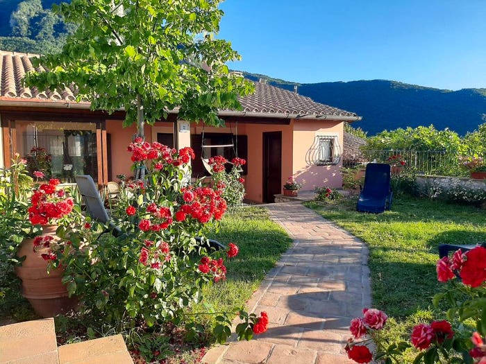 Casa con 6 locali in vendita in Via San Paolo, Sant'Anatolia di Narco