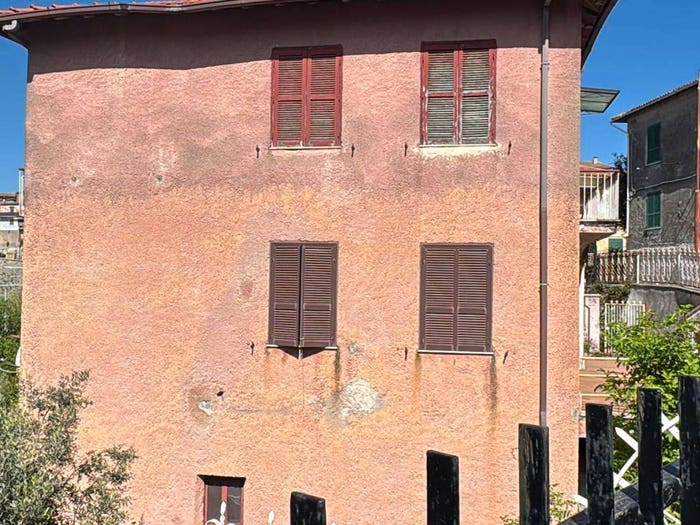 Appartamento quadrilocale in vendita in Roiate