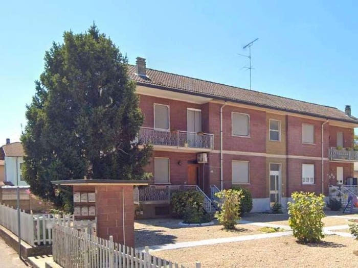 Appartamento trilocale in vendita in Via G B Nicola, Centro, Lomello