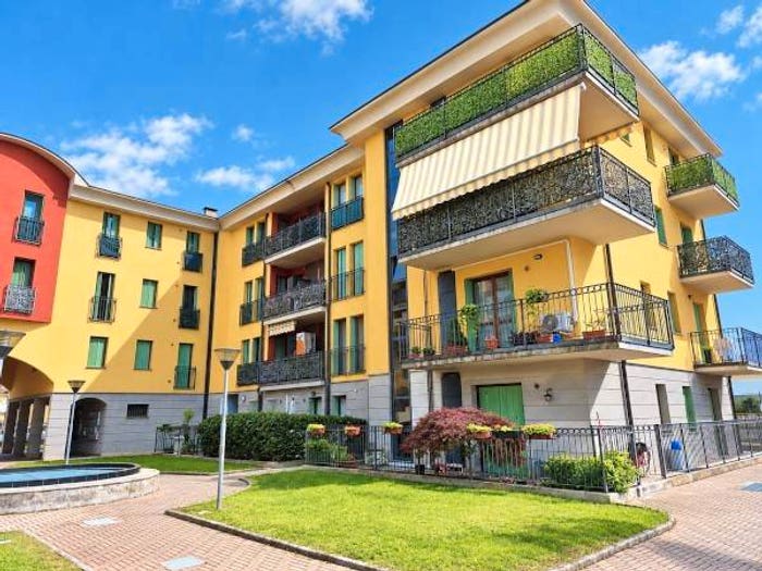 Appartamento bilocale in vendita in Via Castegnate, Centro, Terno d'Isola