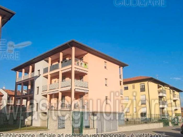 Appartamento trilocale in vendita in Via Lanca, Centro, Oleggio
