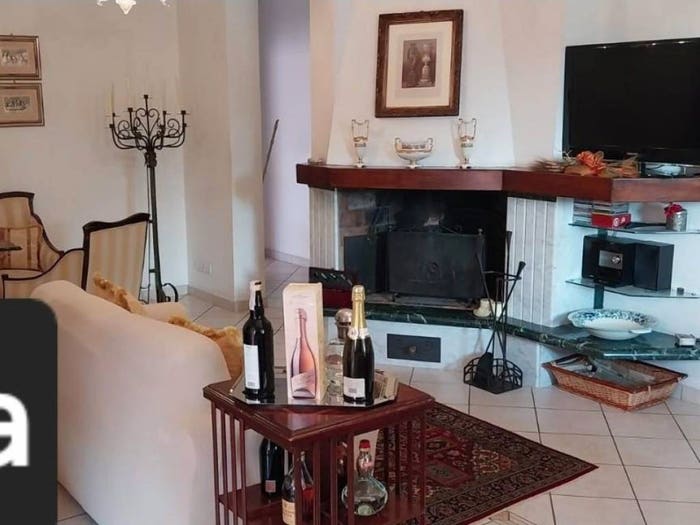 Casa con 6 locali in vendita in Stadio Sant'Antonio Marasio, Carrara