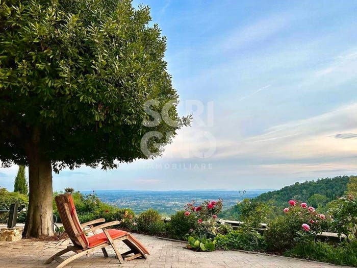 Casa con 6 locali in vendita in Via Fondi, Monsummano Terme
