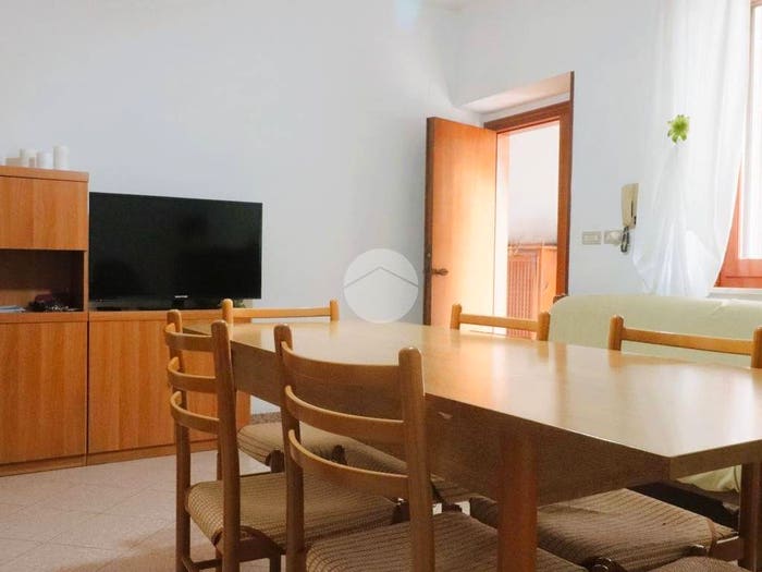 Casa con 6 locali in vendita in Strada Comunale Montesecco, Grottammare