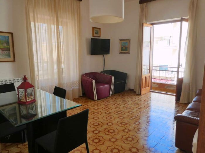 Appartamento quadrilocale in vendita in Via Genova, Pozzallo