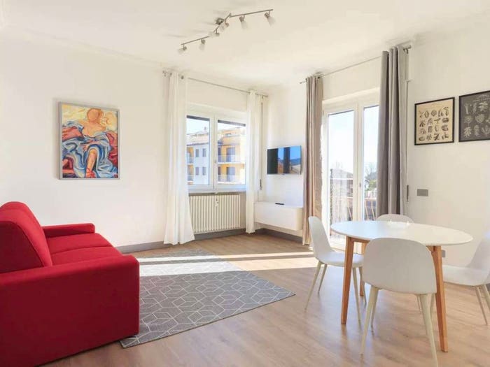 Appartamento bilocale in vendita in Via Roma, Centro, Lesa
