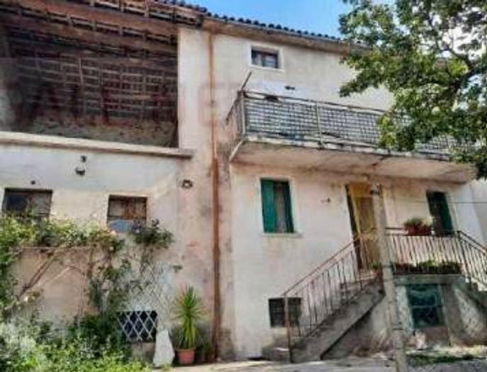 Appartamento quadrilocale in vendita in Via Ronzani, Salcedo