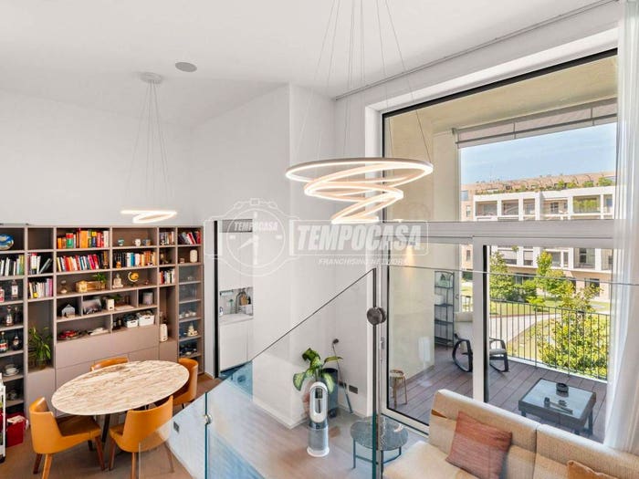 Appartamento quadrilocale in vendita in Via AMPERE, Città Studi, Milano