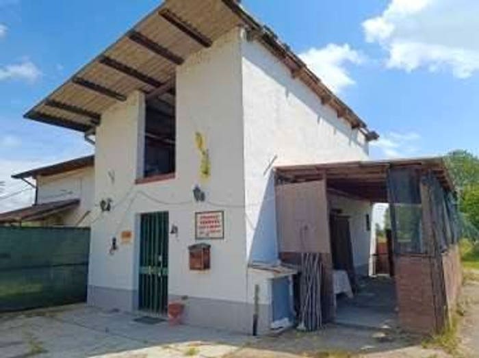 Casa con 5 locali in vendita in Casoni di Sant'Albino Via Antonio Canova, Casoni Di Sant'Albino, Mortara