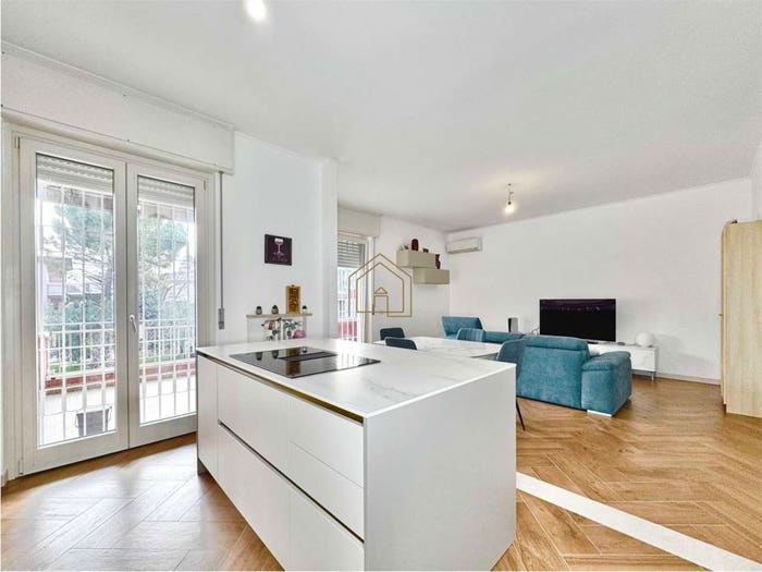 Appartamento trilocale in vendita in Viale cavour, Desenzano Centro, Desenzano del Garda