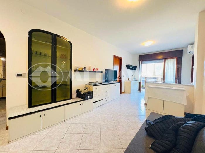 Appartamento quadrilocale in vendita in Via Asti, Centro, Lignano Sabbiadoro