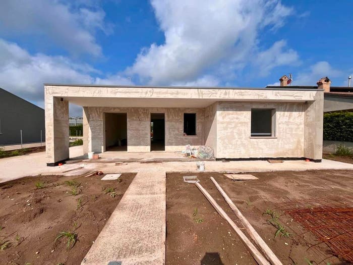 Casa con 5 locali in vendita in Via Ida Bardotti, San Martino di Venezze