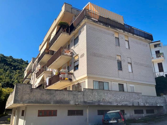 Appartamento quadrilocale in vendita in Via Enrico Toti, Centro, Itri