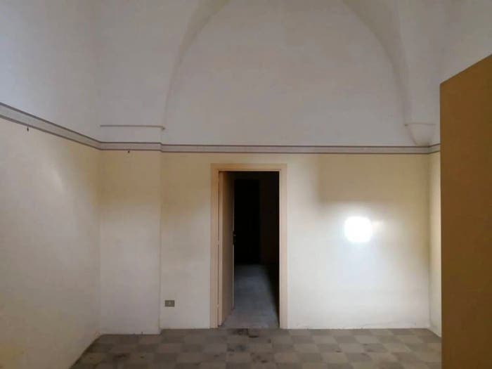 Casa con 6 locali in vendita in Casarano