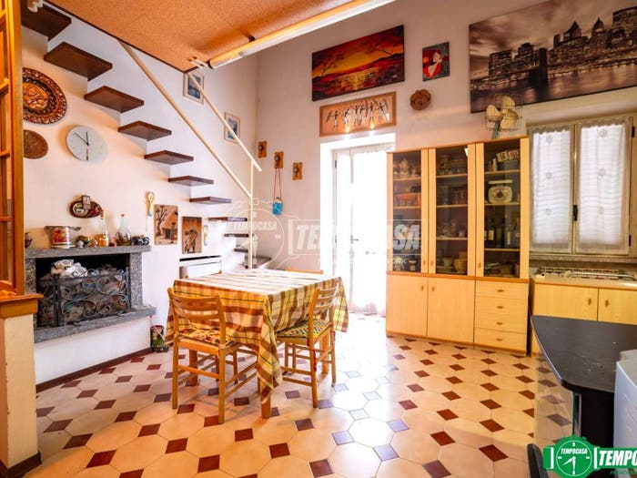 Appartamento bilocale in vendita in Via Monte Grappa, Centro, Baveno
