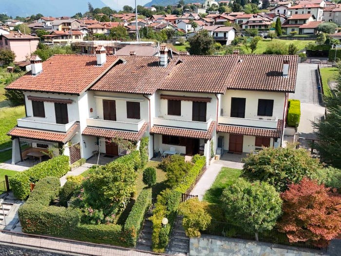 Appartamento bilocale in vendita in Via Laghetto, Colico Piano, Colico