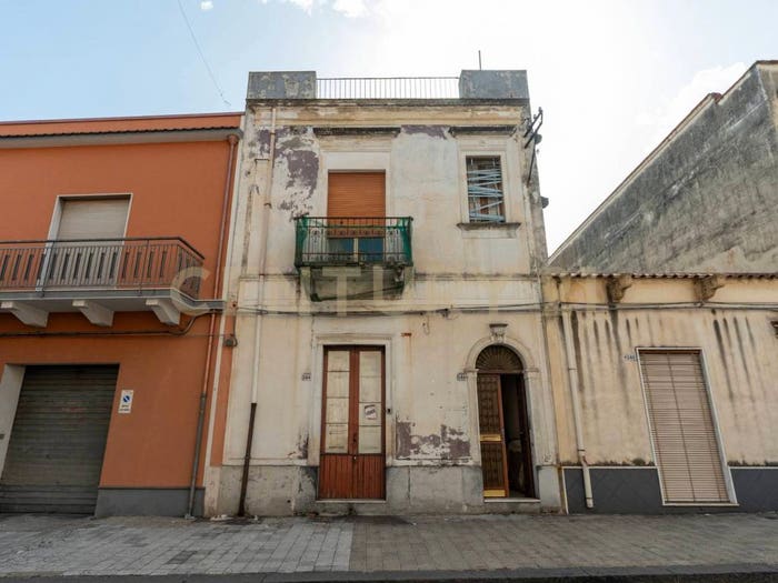 Casa con 6 locali in vendita in Via Siculo Orientale, Centro, Mascali