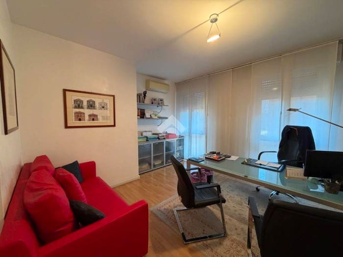 Appartamento trilocale in vendita in via Scrovegni, Scrovegni, Padova