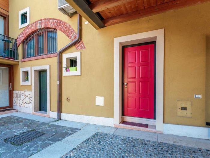 Casa quadrilocale in vendita in Via Madonna, Centro, Pescantina
