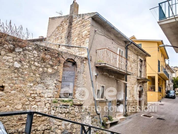 Casa trilocale in vendita in Via Mulino, Centro, Casalanguida
