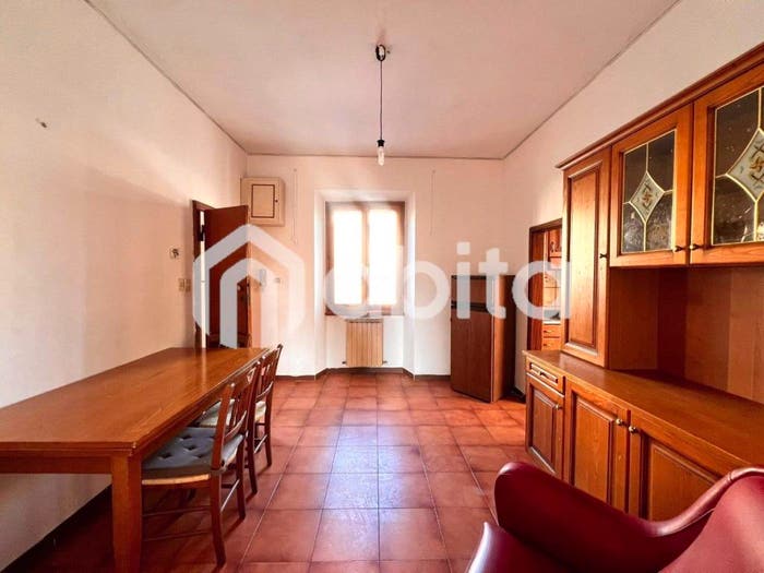 Appartamento trilocale in vendita in via Leona, Levane, Montevarchi