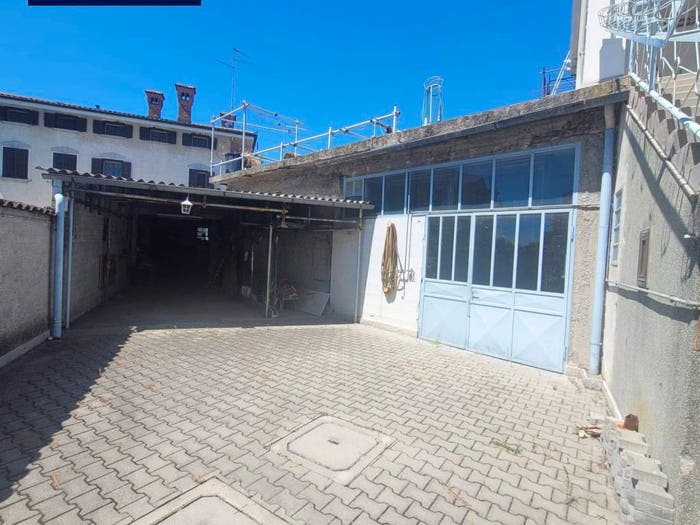 Casa quadrilocale in vendita in Via Volontari della Libertà, Centro, Ronchi dei Legionari