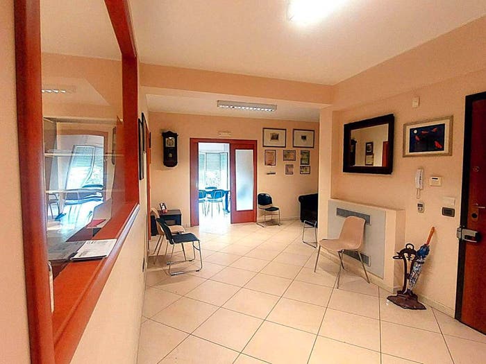 Appartamento con 6 locali in vendita in Viale Don Giovanni Minzoni, Centro, Giarre