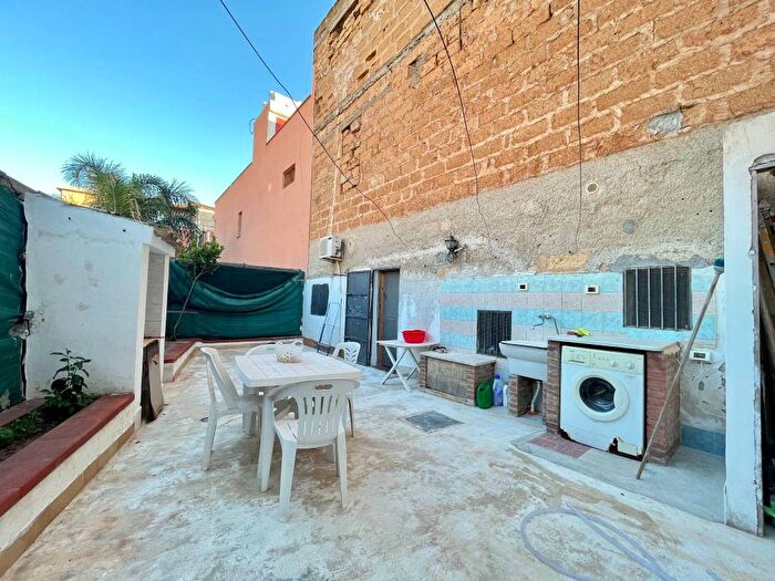 Appartamento quadrilocale in vendita in Via Santa Croce, Centro, Trappeto