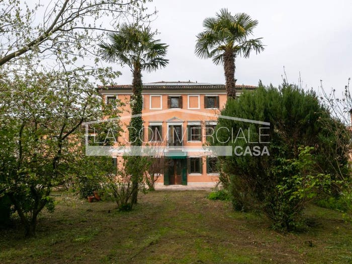 Casa con 6 locali in vendita in Centro, Casale sul Sile