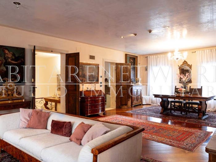 Casa con 6 locali in vendita in Savonarola Ponte Molino, Padova
