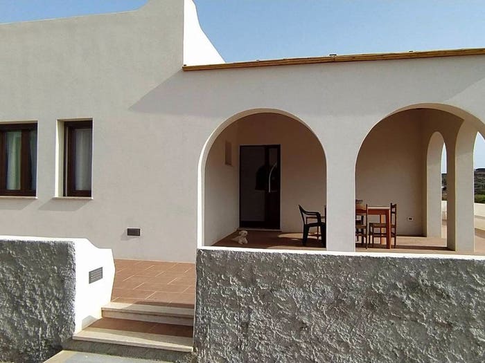 Casa con 5 locali in vendita in Via Sidere, Pantelleria