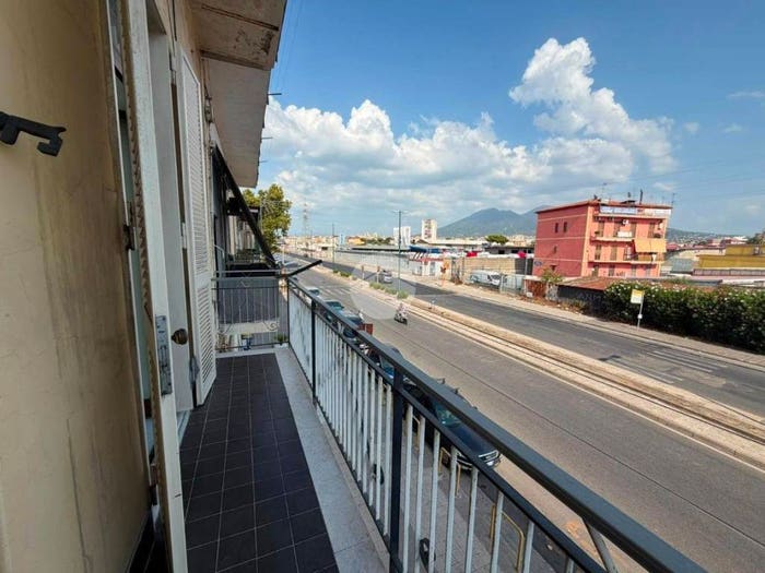 Appartamento bilocale in vendita in Via Argine, Ponticelli, Napoli